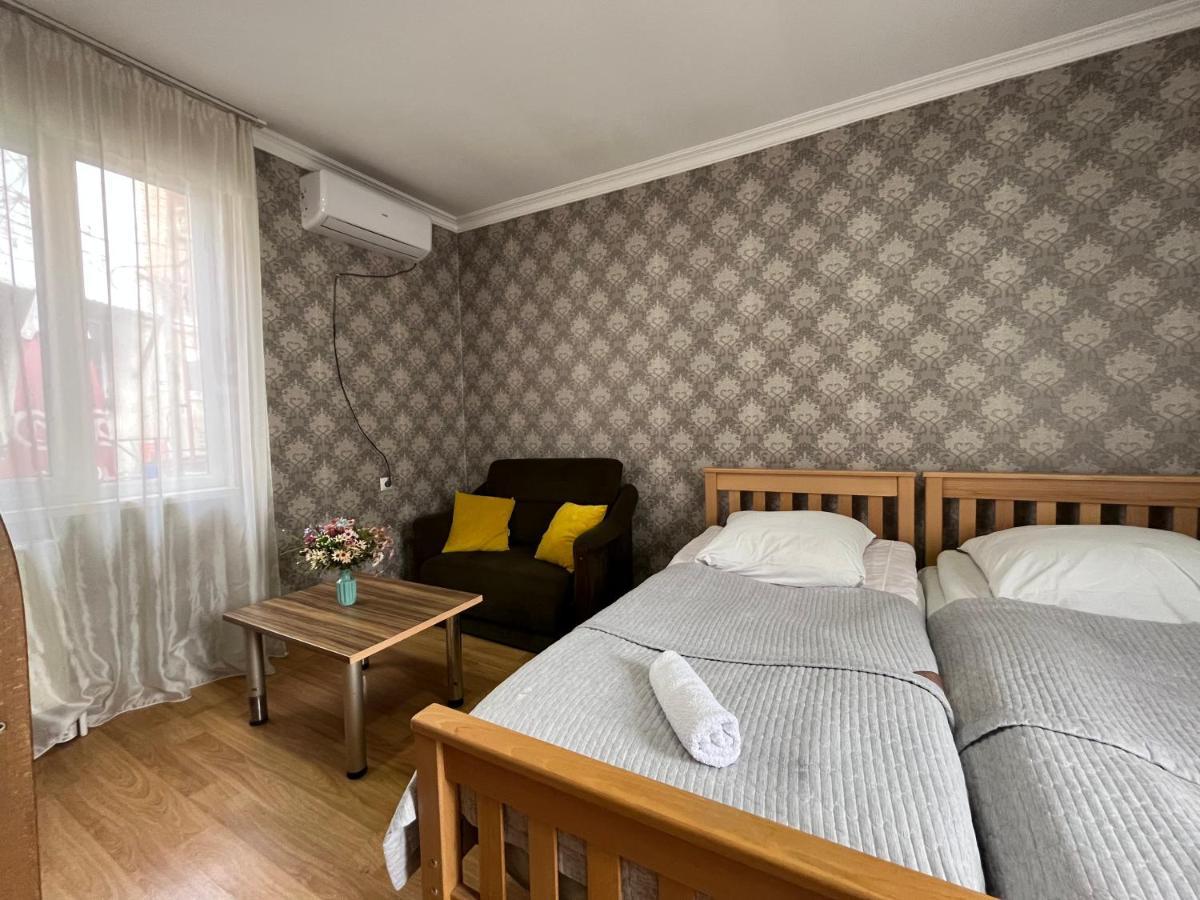 Hillside Guesthouse Borjomi Exterior foto